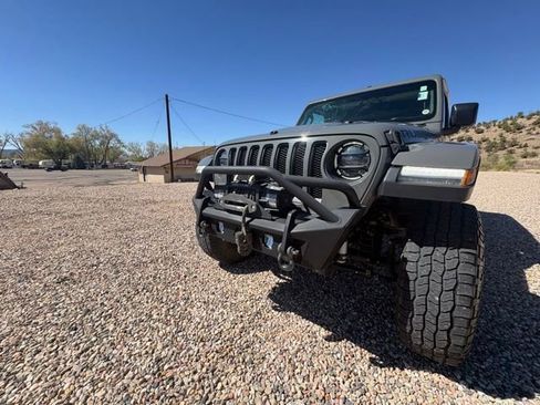 Used 2021 Jeep Wrangler Unlimited Rubicon AWD/4WD image 12