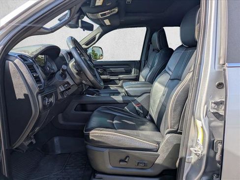Used 2022 RAM 2500 Limited AWD/4WD image 19