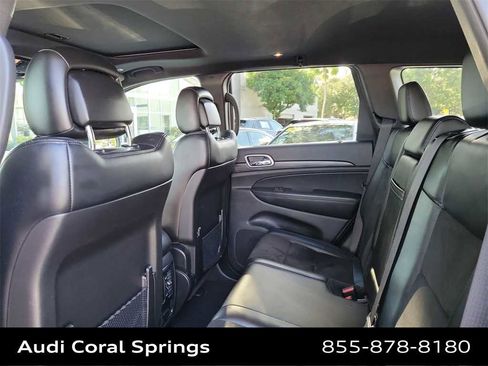 Used 2020 Jeep Grand Cherokee Altitude image 12