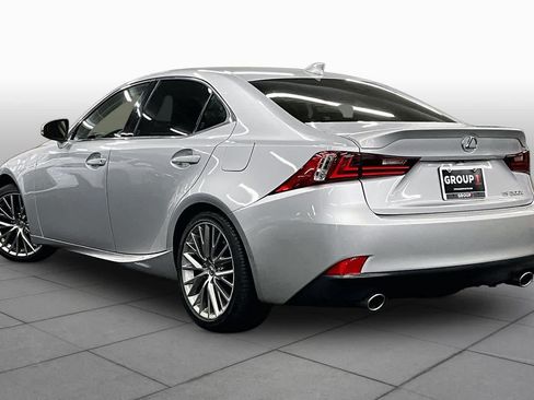 Used 2016 Lexus IS 200t w/ Navigation System Package RWD image 11