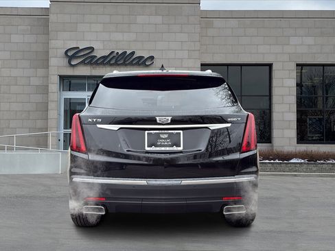 New 2025 Cadillac XT5 Luxury image 6