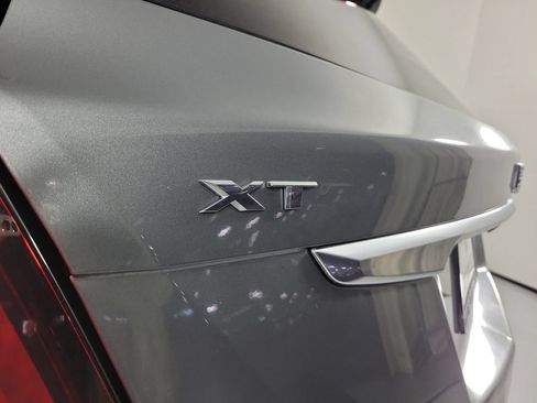 Certified 2023 Cadillac XT5 Premium Luxury FWD image 6
