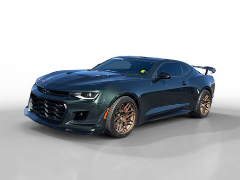 Used 2020 Chevrolet Camaro ZL1 RWD image 1