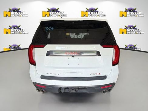 Used 2024 GMC Yukon XL AT4 w/ Technology Package AWD/4WD image 5