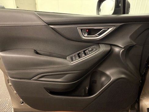 Used 2021 Subaru Forester Premium image 5