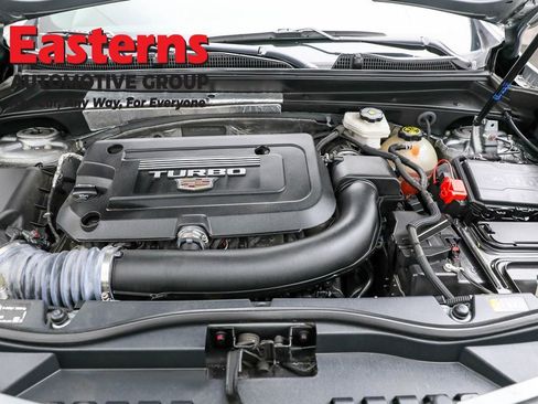 Used 2023 Cadillac XT4 Premium Luxury image 7