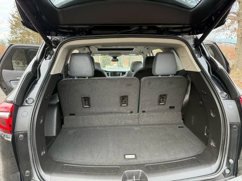 Used 2019 Buick Enclave Premium w/ Experience Buick Package image 19