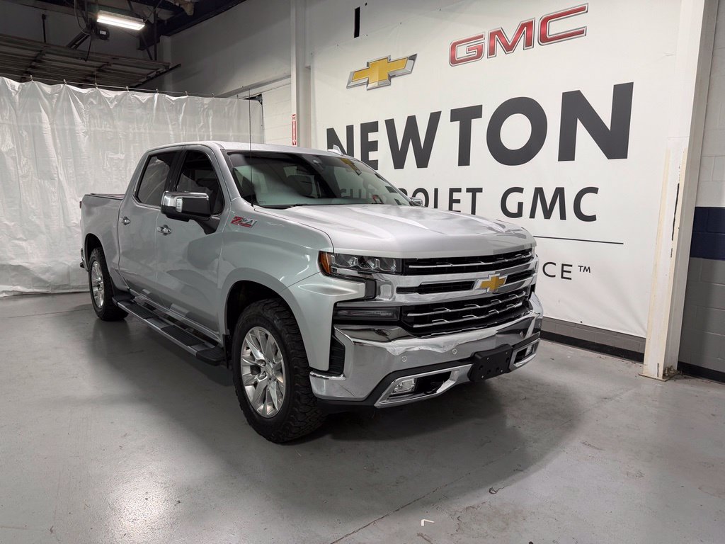 Used 2020 Chevrolet Silverado 1500 LTZ w/ LTZ Premium Package AWD/4WD image 2