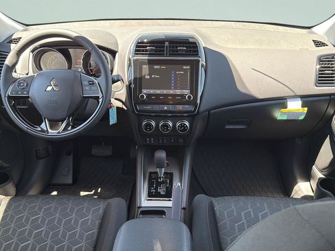 New 2026 Mitsubishi Outlander Sport LE AWD/4WD image 22