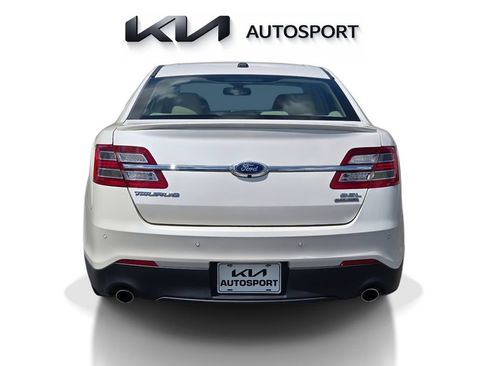 Used 2017 Ford Taurus SEL w/ Equipment Group 201A FWD image 7