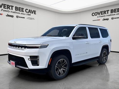 New 2026 Jeep Grand Wagoneer 2WD w/ 8-Passenger Seating Package image 3