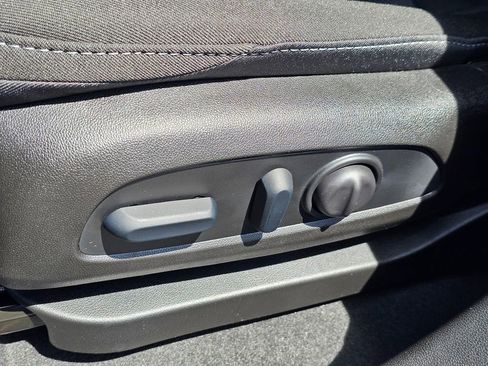 New 2027 Chevrolet Bolt LT w/ Comfort Package FWD image 22
