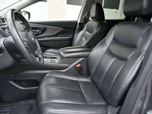 Used 2023 Nissan Murano SV image 14