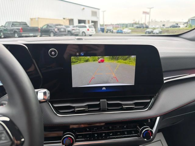 Used 2026 Chevrolet Equinox RS AWD/4WD image 29