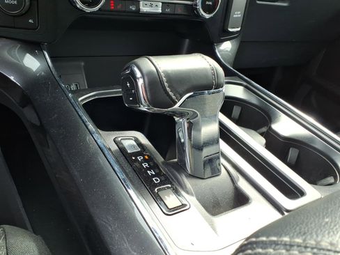 Certified 2022 Ford F150 XLT w/ Equipment Group 302A High image 19