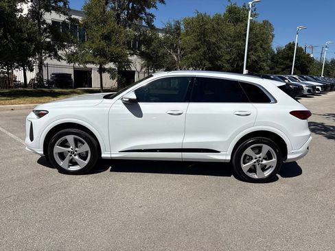 Used 2025 Audi Q5 Premium Plus AWD/4WD image 9