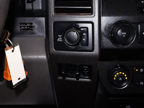 Certified 2022 Ford F350 XL w/ Power Equipment Group image 17