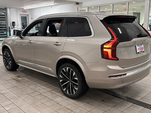 New 2026 Volvo XC90 T8 Plus w/ Protection Package Premier image 7