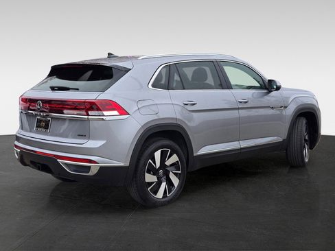 New 2026 Volkswagen Atlas Cross Sport SEL image 5
