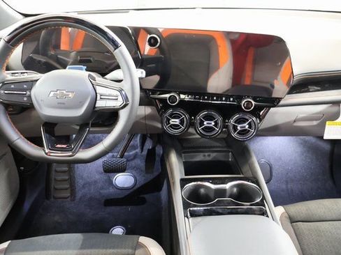 New 2026 Chevrolet Blazer EV SS image 14