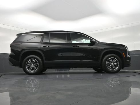 Certified 2026 Chevrolet Traverse LT FWD image 34