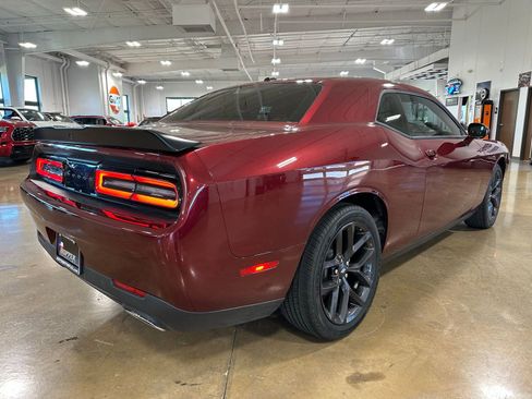 Used 2023 Dodge Challenger SXT w/ Blacktop Package image 8