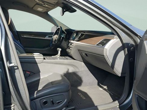 Used 2019 Genesis G80 3.8 AWD/4WD image 25