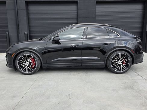 New 2025 Porsche Macan Turbo Electric image 2