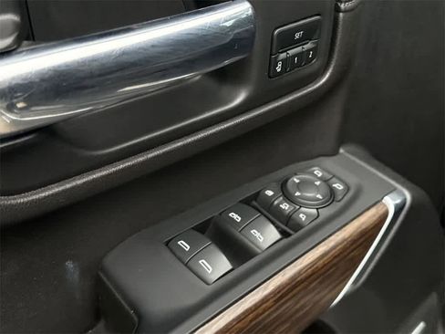 Used 2023 Chevrolet Silverado 2500 High Country w/ Z71 Off-Road Package image 23