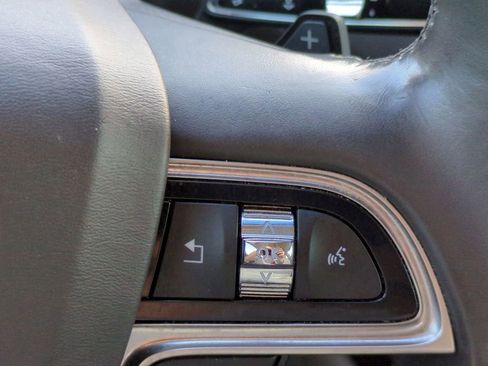 Used 2020 Lincoln Nautilus Reserve image 27