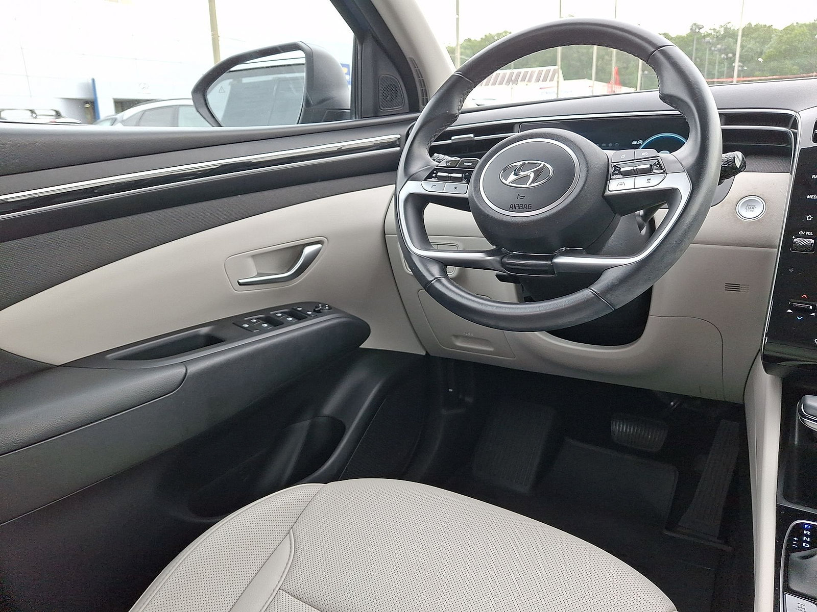Used 2023 Hyundai Tucson SEL w/ Convenience Package AWD/4WD image 15