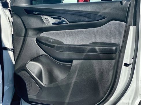 Certified 2025 Chevrolet TrailBlazer LT w/ Convenience Package image 30