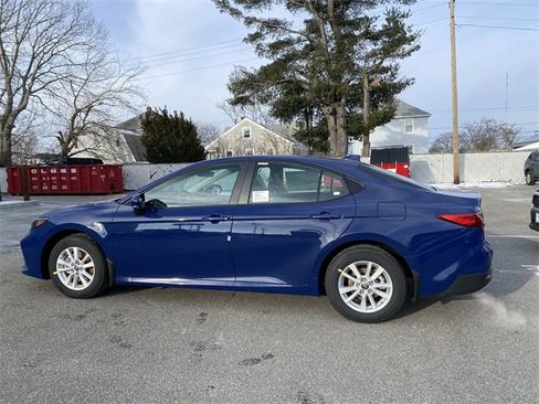 New 2026 Toyota Camry LE image 2