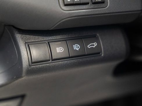 New 2026 Toyota C-HR AWD/4WD image 39