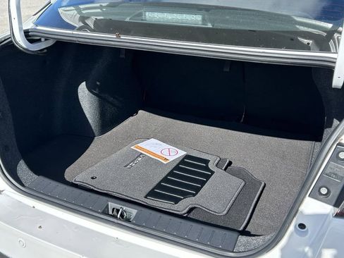 Used 2025 Nissan Versa SV w/ Trunk Package image 12