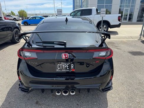 Certified 2025 Honda Civic Type R image 5