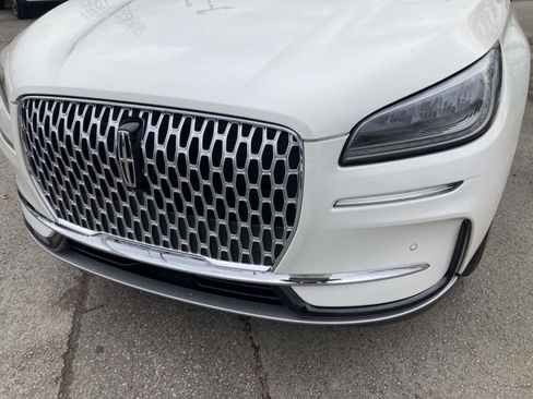 New 2025 Lincoln Corsair FWD w/ Equipment Group 101A image 10