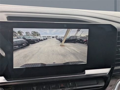 Used 2024 Chevrolet Silverado 2500 LTZ image 19