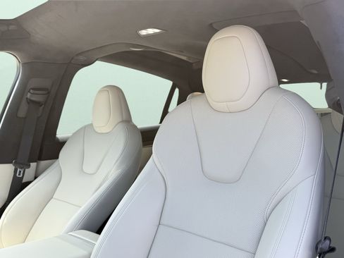 Used 2022 Tesla Model X AWD/4WD image 33