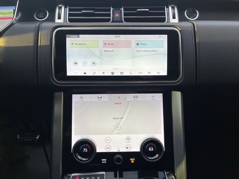 Used 2020 Land Rover Range Rover Long Wheelbase Autobiography image 12