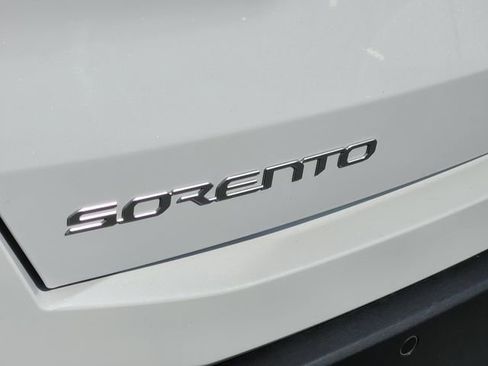 Used 2024 Kia Sorento SX FWD image 9