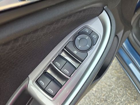 Used 2025 Chevrolet Malibu LT FWD image 19