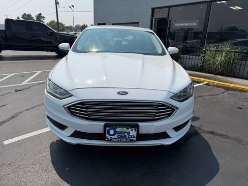 Used 2018 Ford Fusion S FWD image 2