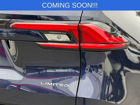 Used 2024 Toyota Grand Highlander AWD Hybrid image 28