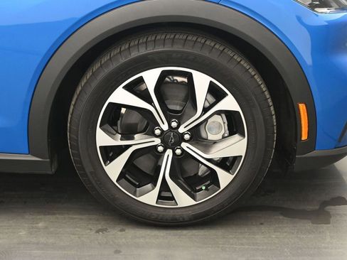 Certified 2025 Ford Mustang Mach-E Select RWD image 22