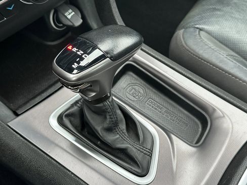 Certified 2022 Dodge Charger SXT w/ Leather Interior Group image 20