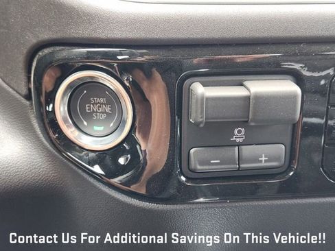 New 2026 GMC Sierra 1500 SLT AWD/4WD image 16