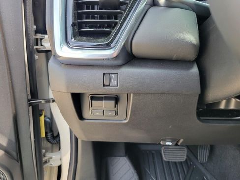 New 2026 GMC Canyon Elevation w/ Convenience Package RWD image 14