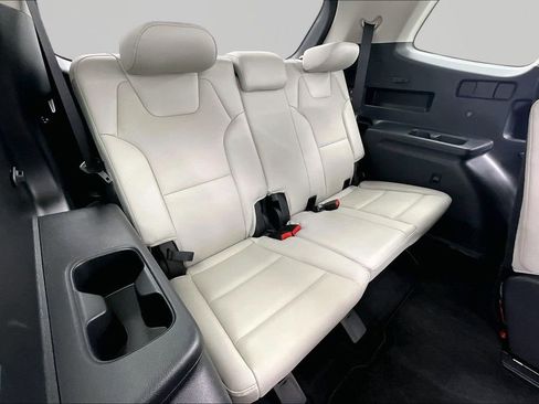 Used 2024 Kia Telluride S w/ S Sunroof Package image 28