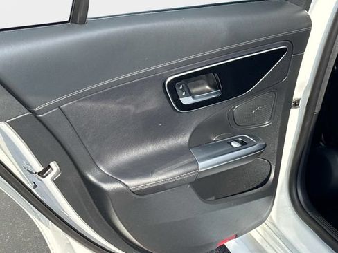 Used 2022 Mercedes-Benz C 300 4MATIC Sedan image 11